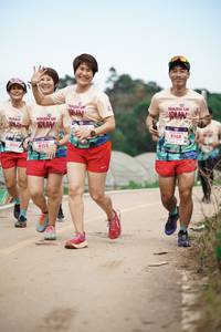 BIB: 8124, 8153, 8168
                            <button type="button" onclick="openModal(18895496)" class="btn btn-primary btn-sm float-right btn-popup" data-toggle="modal" data-target=".modal-high-quality">
                        <i class="fas fa-shopping-cart"></i> Add to Cart
                    </button>
                                            <button type="button" onclick="isThisMe(18895496, true)" class="btn btn-success btn-sm float-right btn-popup btn-isme hidden" data-toggle="tooltip" data-placement="bottom" title="นี่คือรูปของคุณใช่ไหม คลิกที่นี่เพื่อเอาเข้าอัลบั้ม">
                        <i class="fas fa-plus"></i> Add to album
                    </button>
                    <button type="button" onclick="isThisMe(18895496, false)" class="btn btn-warning btn-sm float-right btn-popup btn-isnotme hidden">
                        <i class="fas fa-ban"></i> Remove from album
                    </button>